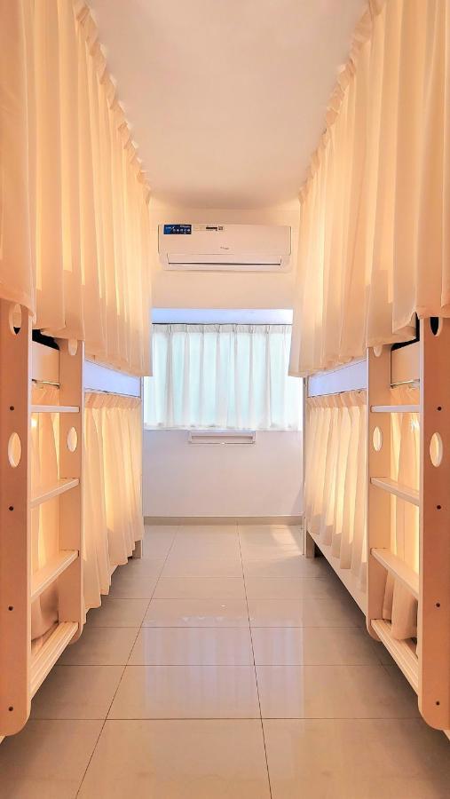 Westay Hostel Dubaï Extérieur photo