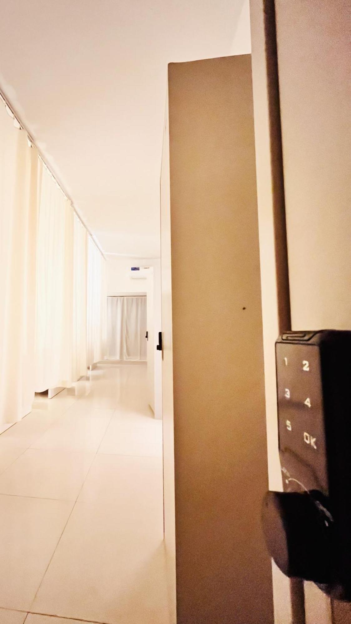 Westay Hostel Dubaï Extérieur photo